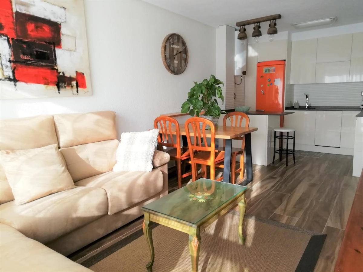 Апартаменти Apartamento A 30 Metros De La Playa Сан-Вісенте-де-ла-Баркера Екстер'єр фото